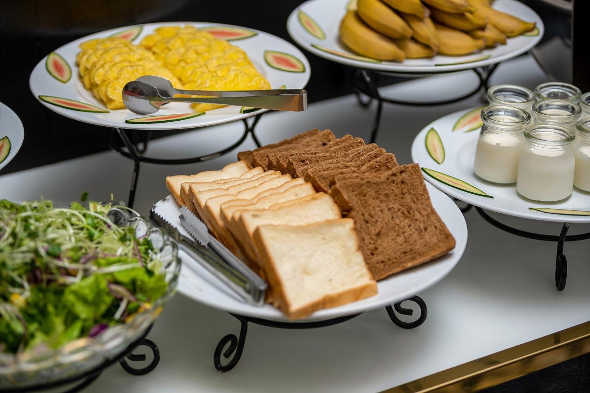 Ja Cosmo Hotel And Spa Hanoi Luaran gambar