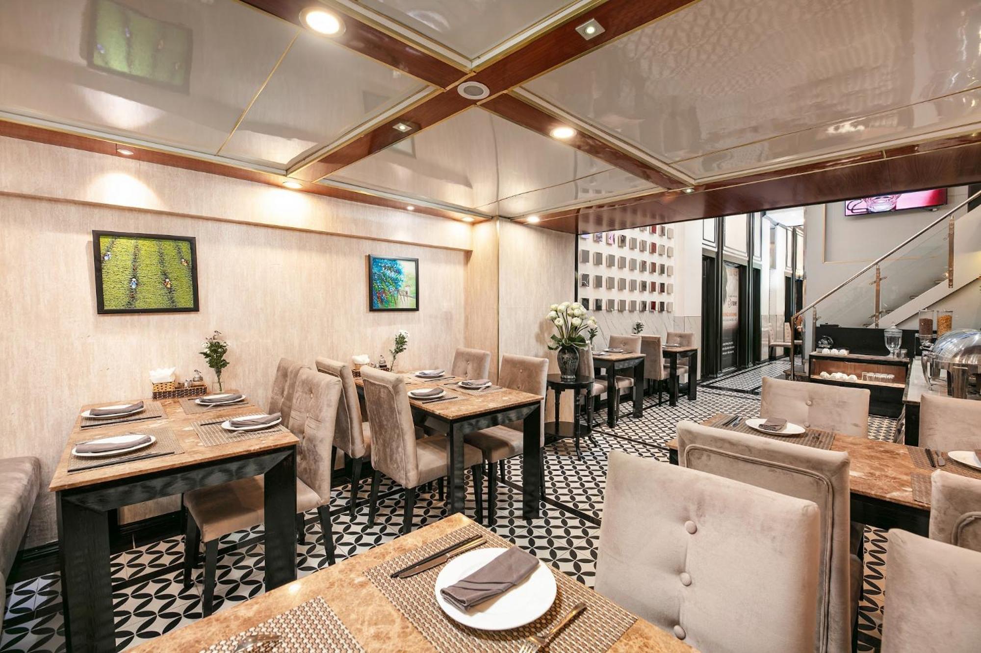 Ja Cosmo Hotel And Spa Hanoi Luaran gambar